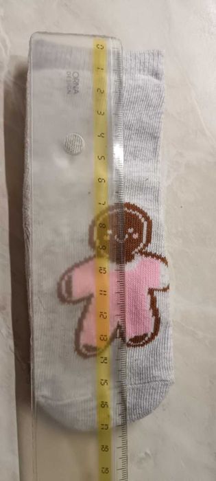 Бебешки Коледни лигавници и чорапки.