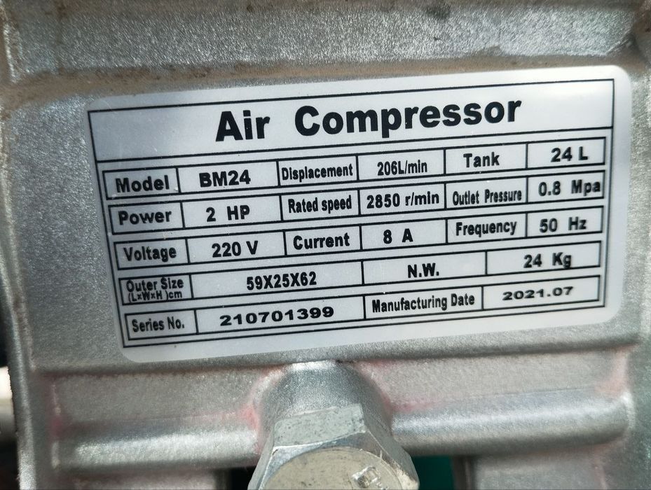 Kompressor sotiladi