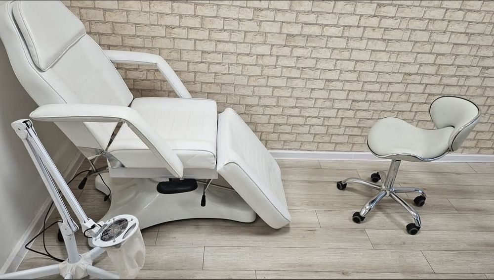 Хидравлична козметична кушетка