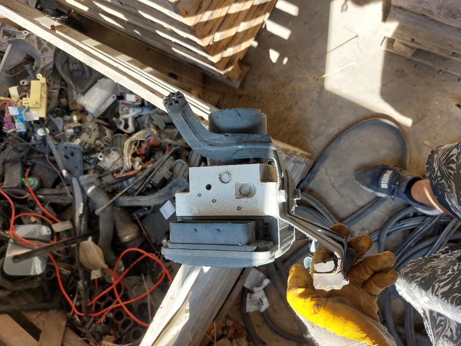 ABS помпа Бмв е60 520д 177кс е61 bmw e60 e61 520d n47