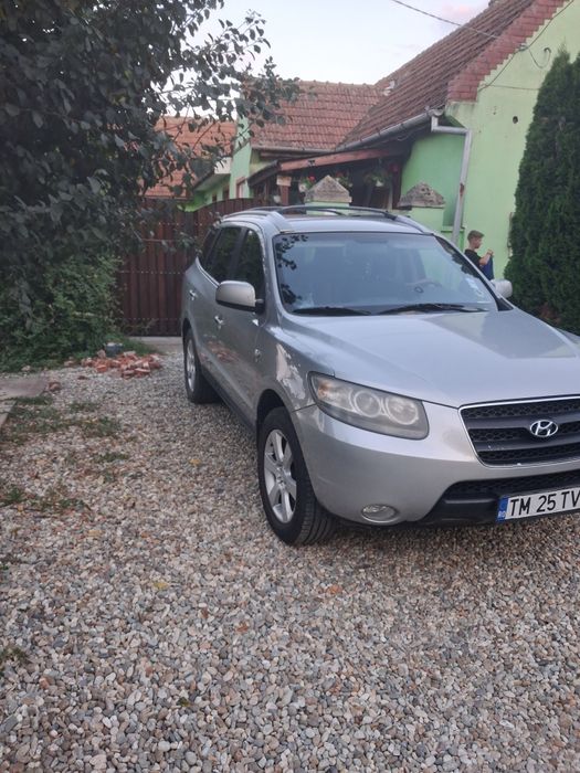 vând Hyundai santa fe