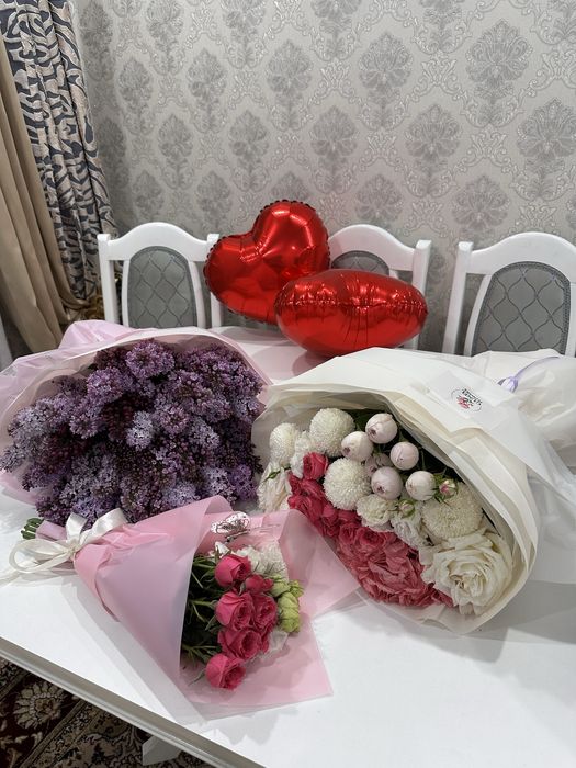 Продается букет цветов. Свежие