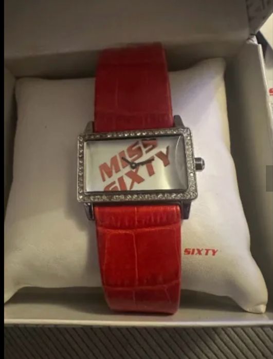 Дамски часовници