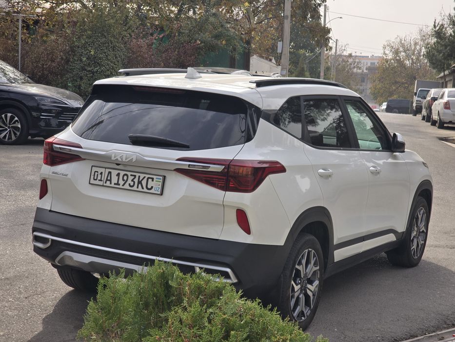 Продаю KIA seltos prestige
