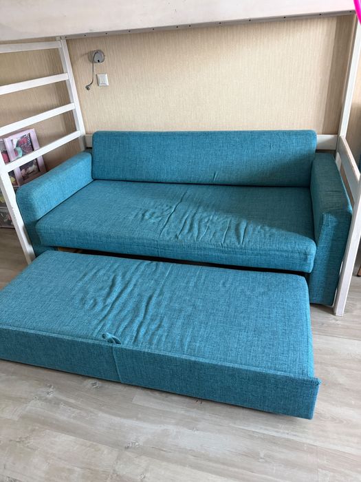 Мягкий складной диван