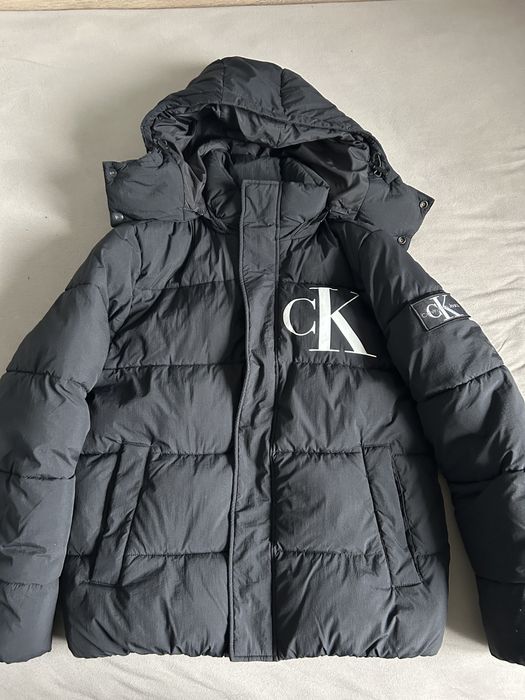 Мъжко зимно яке Calvin Klein - Размер М