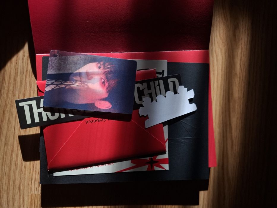 Album kpop Tomorrow X Together (TXT)- Minisode 2: Thursday’s Child