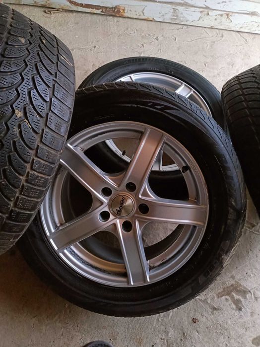 Vând jante R17  plus cauciucuri