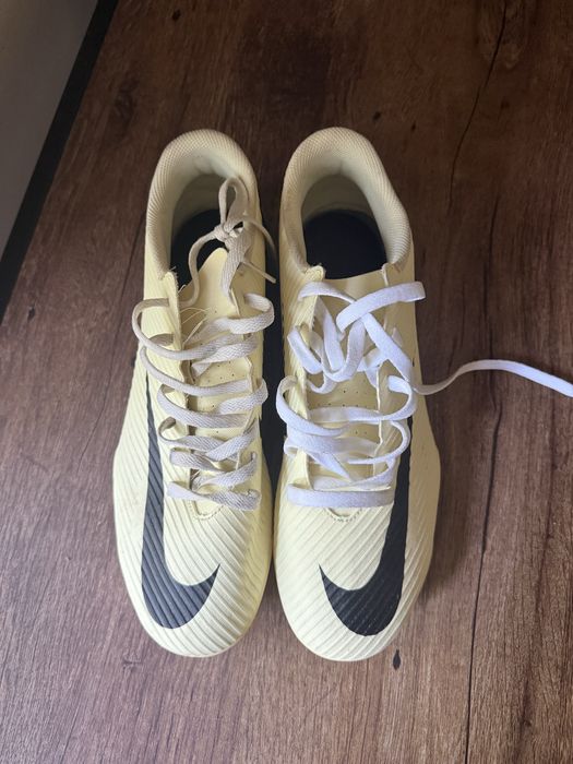 Ghete nike fotbal 47’5