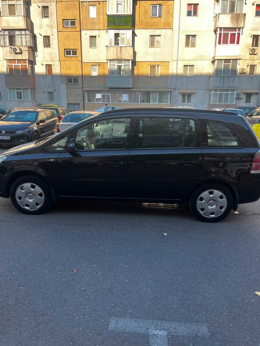 Opel Zafira b 7 locuri