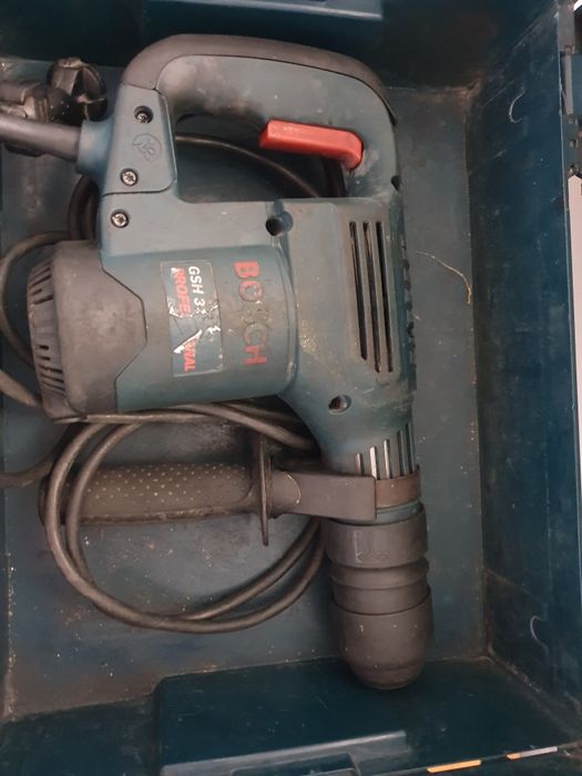 Ciocan demolator Bosch GSH 3 E