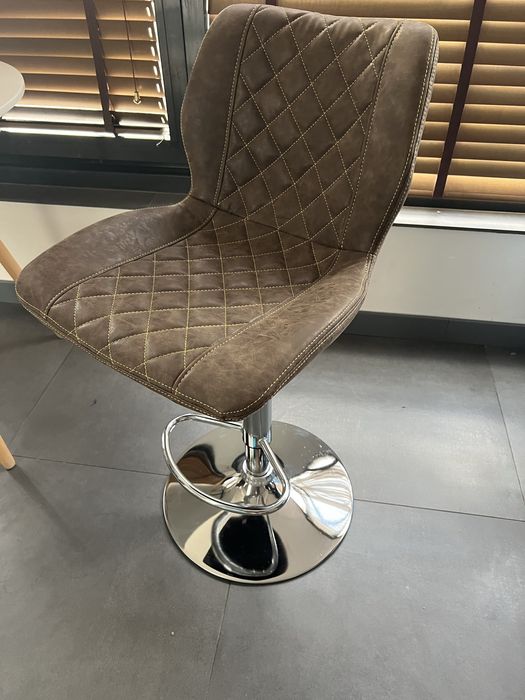 Бар Стол Jack с 2г гаранция и безплатна доставка до офис