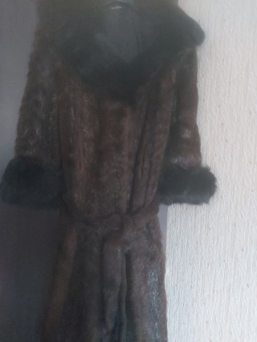 Продам натуральную шубу