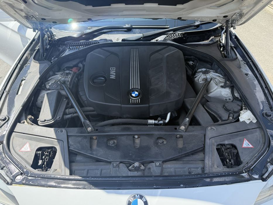 Dezmembrari bmw F10 520d M-Sport  fata completa usi bara capota far jante