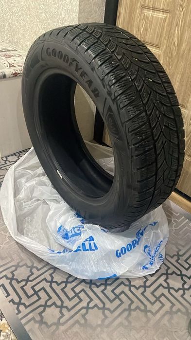 Шины на рав 4. б/у Goodyear Размер 18, 225*60