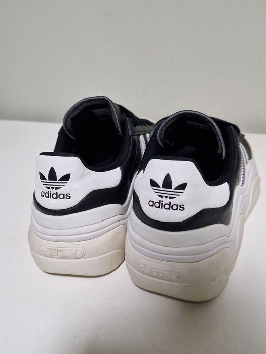 Дамски оригинални обувки Adidas