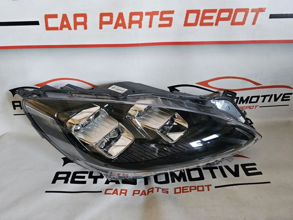 Far dreapta full led complet Ford Kuga 3 dupa 2019 cod LV4B-13E014-FG