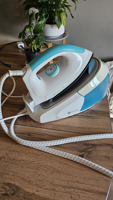 Парогенератор / утюг с базой Klindo