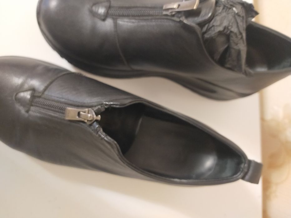 Продам туфли ( платформа)