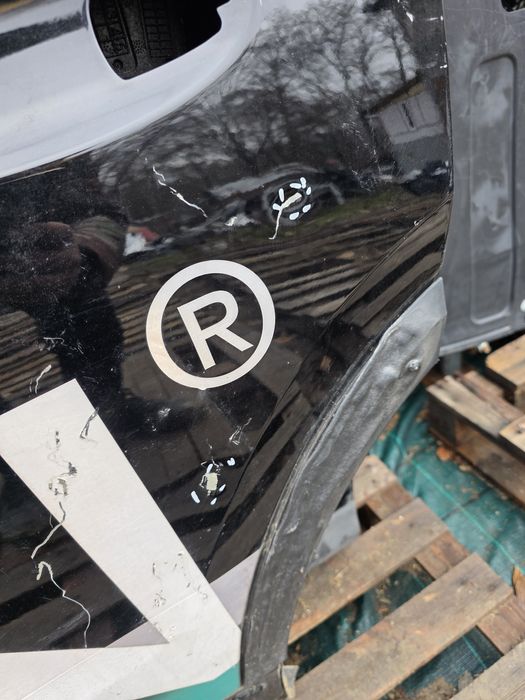 Mercedes benz GLA 247 19- задна лява врата  2023