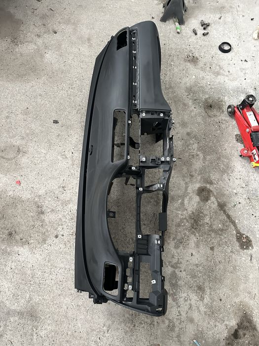 plansa bord neagra vw passat b7 cc 2013