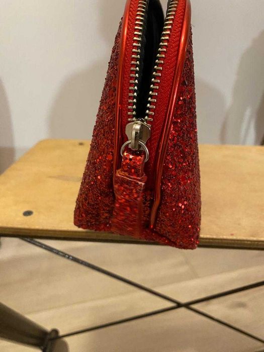 Новая косметичка Victoria secret