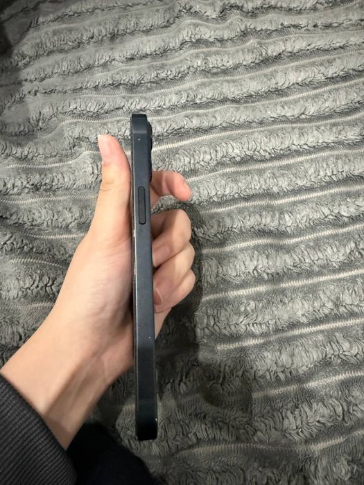 iphone 13 в хорошем состояние