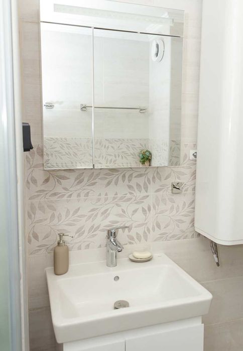 Дава се под наем Тристаен апартамент в Варна, Окръжна болница - 68 кв.м за 700 € - Снимка #10