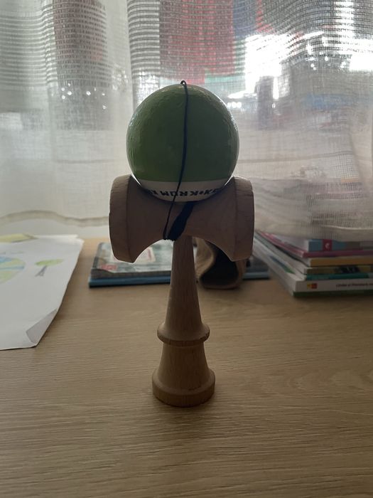 Kendama krom pop ruber semnata de xremus