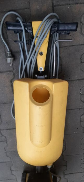 Еднодискова машина Karcher