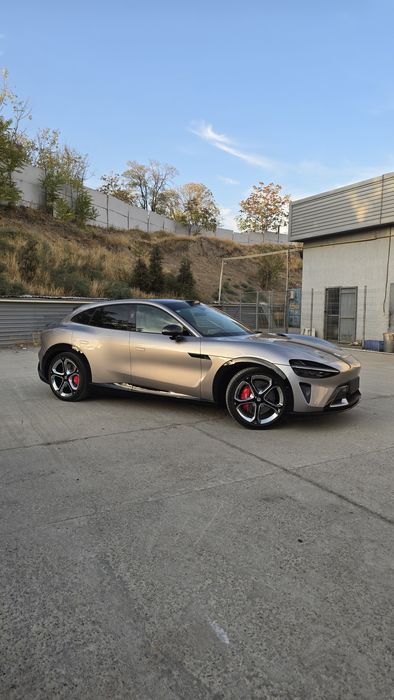 Mi SU 7 max. Zeekr 001 o'rniga. Dop polni karbon diska otamanka salon