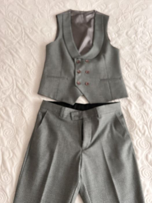 Costum pt baieti-Castelinni