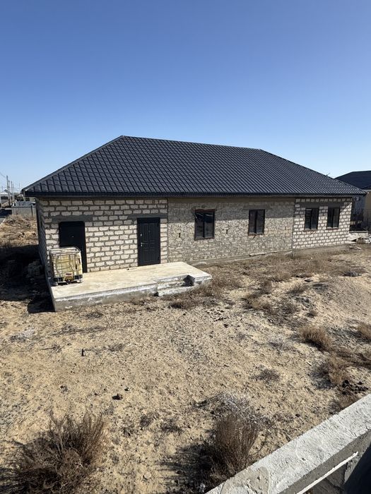 Частный дом в мкр зарослый