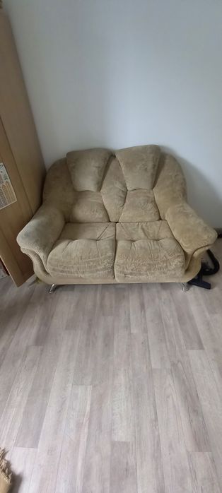 Продам небольшой диван