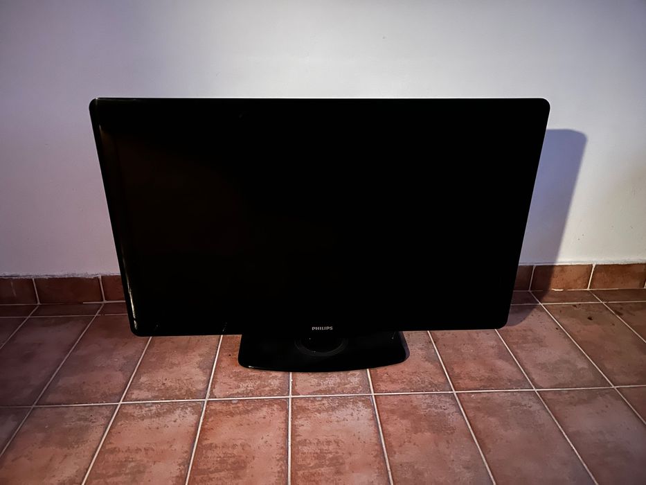 Philips 42PFL350H/12, defect, ideal pentru piese sau reparații.