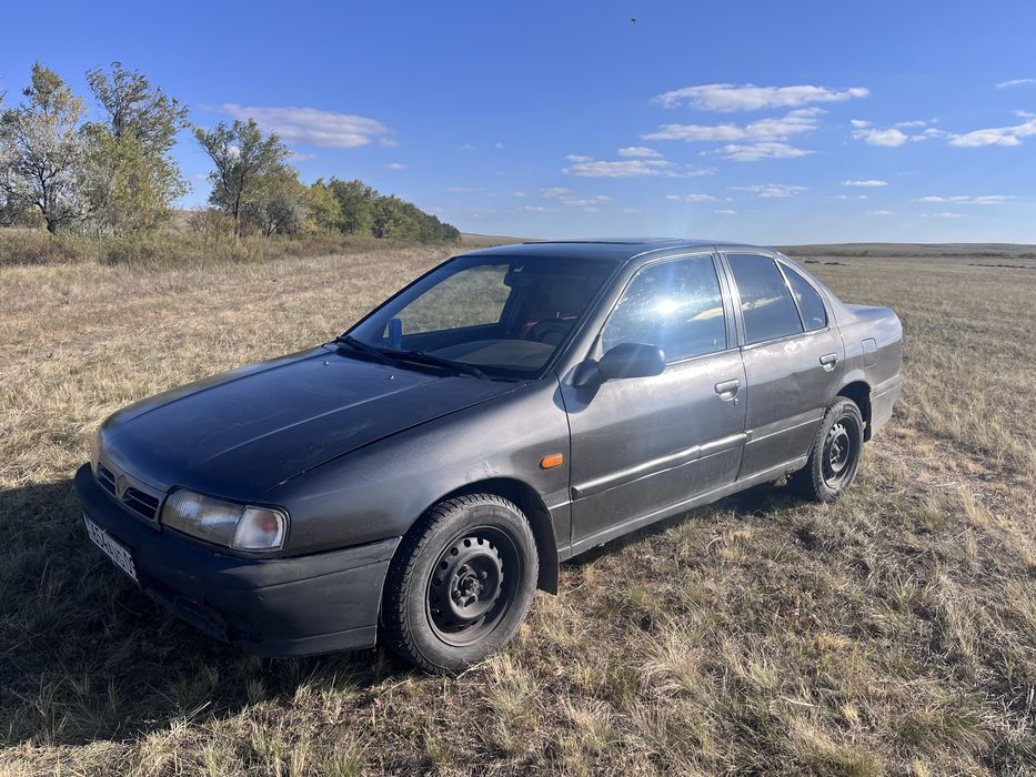 Nissan primera p10