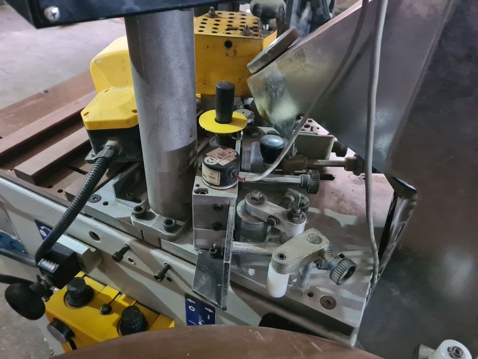 кантираща за праволинейно и криволинейно кантиране,