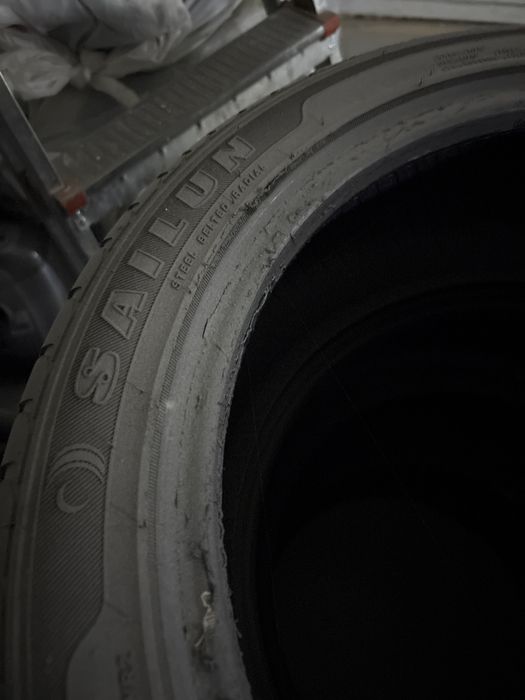 Продаш шины sailun 225/45/r19