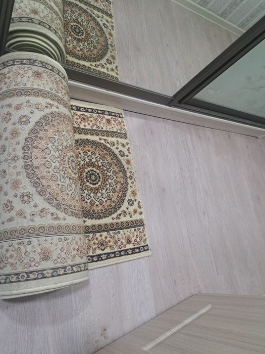 Продается ковровая дорожка