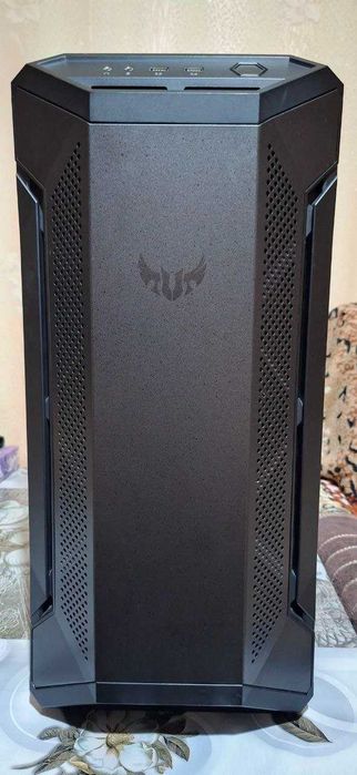 Компьютерный кейс Asus Tuf Gaming GT501 Black (б/у)