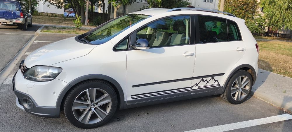 Vând VW Golf 6 Plus CROSS
