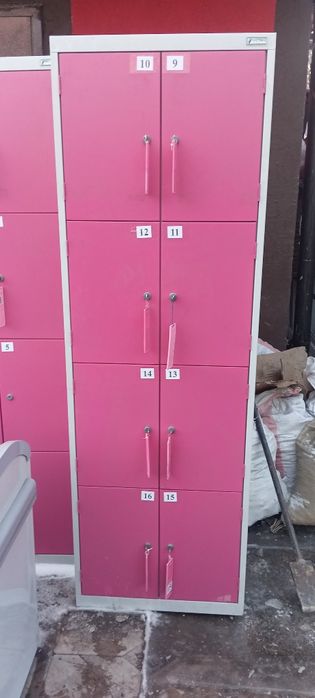 Шкаф металлический, сумочный ящик