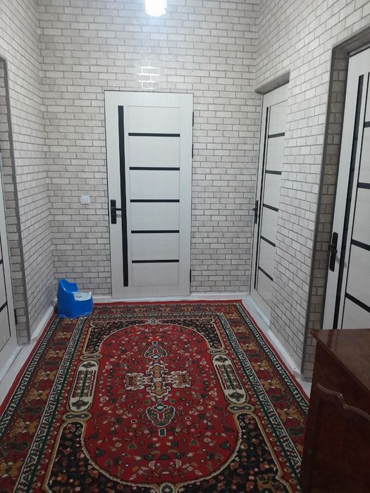 Uy sotiladi Oqqo'rg'on