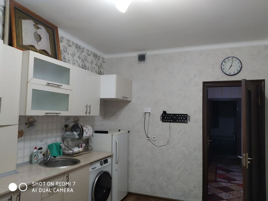 Сергили метрони 1 бекати 3 хона 400д