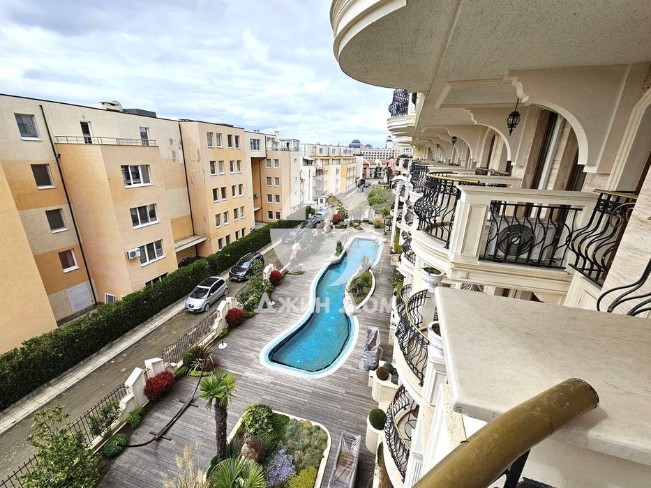 Продава се Двустаен апартамент в Свети Влас - 42 кв.м за 2500 €/кв.м - Снимка #9