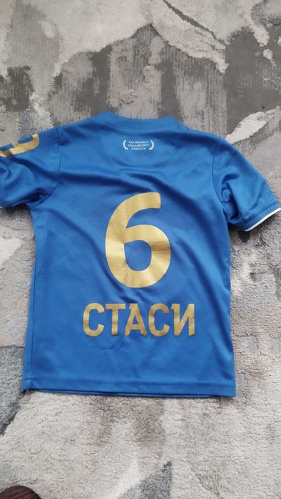 Фланелка на Левски