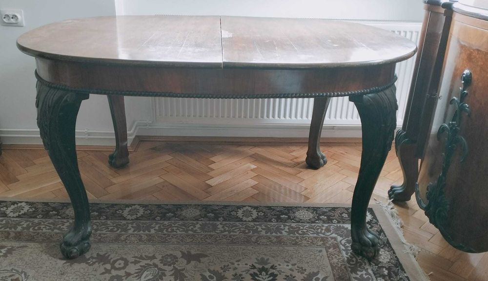 Vând mobilier vintage sufragerie - bufete, vitrină, masă extensibilă și 6 scaune