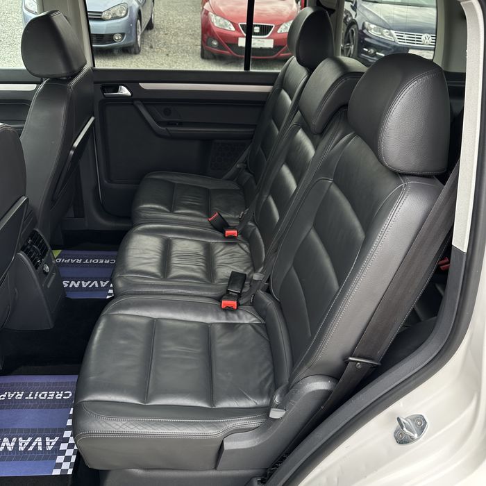Volkswagen Touran CROSS 7 Locuri 1.4 TSI 170CP 2009 DSG | RATE / TRANSPORT / NUMERE
