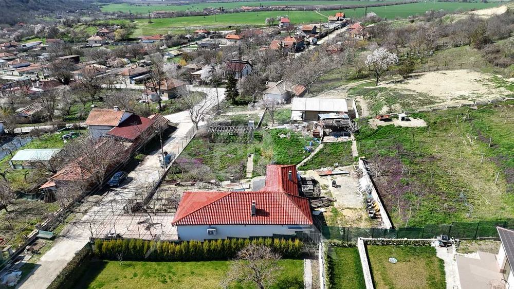 Къща в село Кипра- 90369