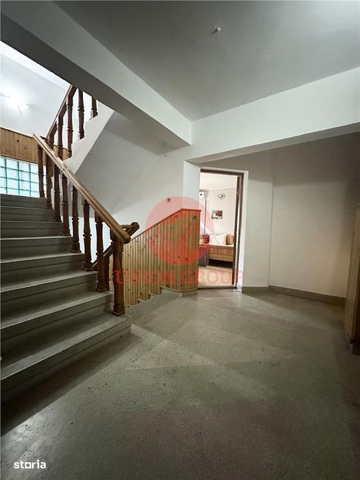 Pensiune 15 camere in a Doua Linie la Mare, zona Pescaria lui Matei
